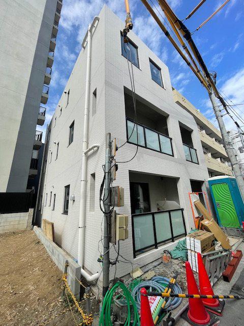 CREST COURT TOGOSHI