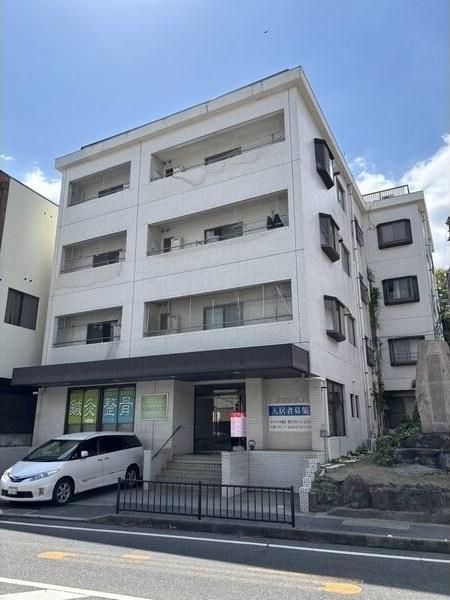 メゾン岩屋