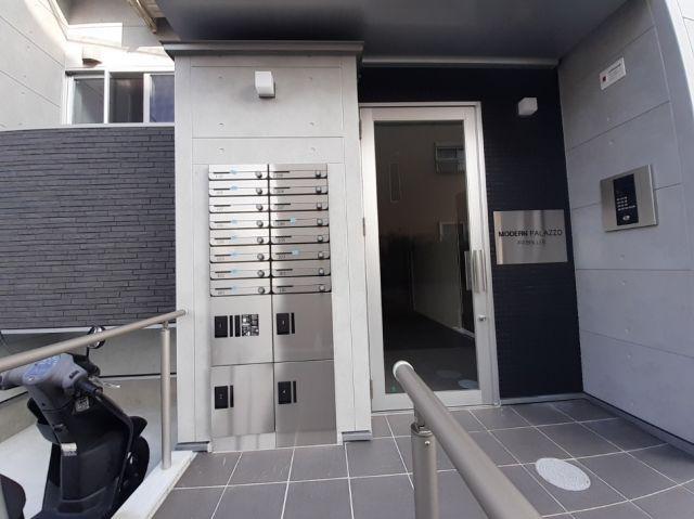 MODERN PALAZZO 戸石BRILLER