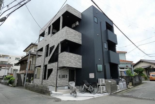 LOTS二日市