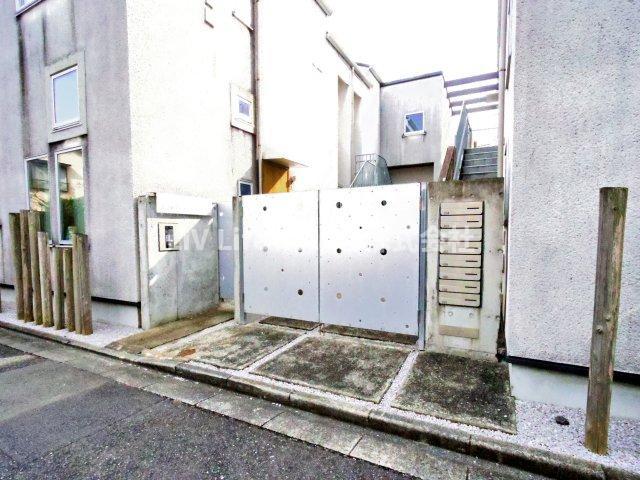 C-TERRACE