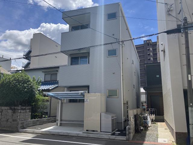REGALEST 医大前