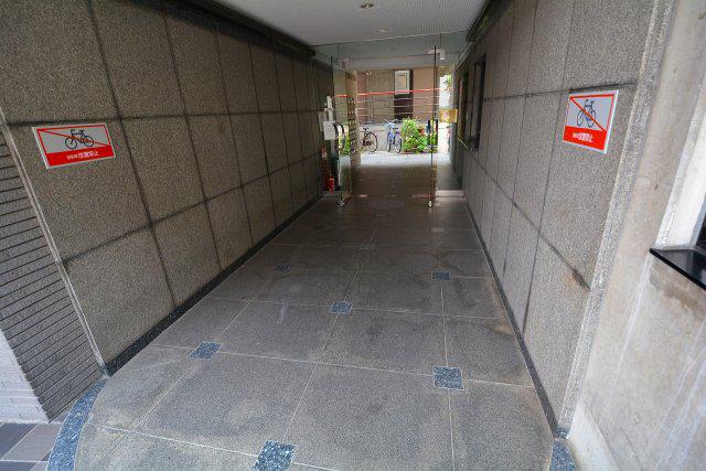 プリエールJR塚口駅前