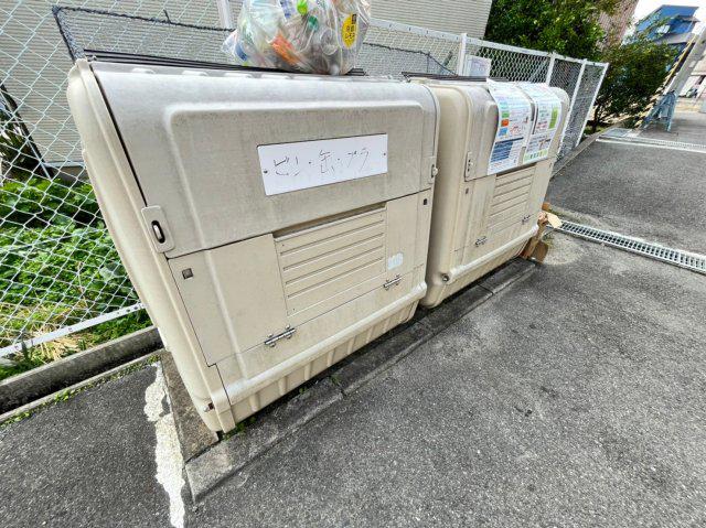 サニーステージヒカリ