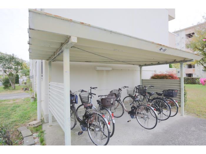 UR金剛団地 17号棟