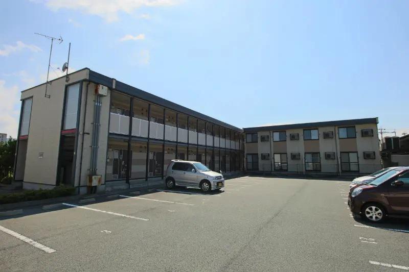 レオパレス西近江