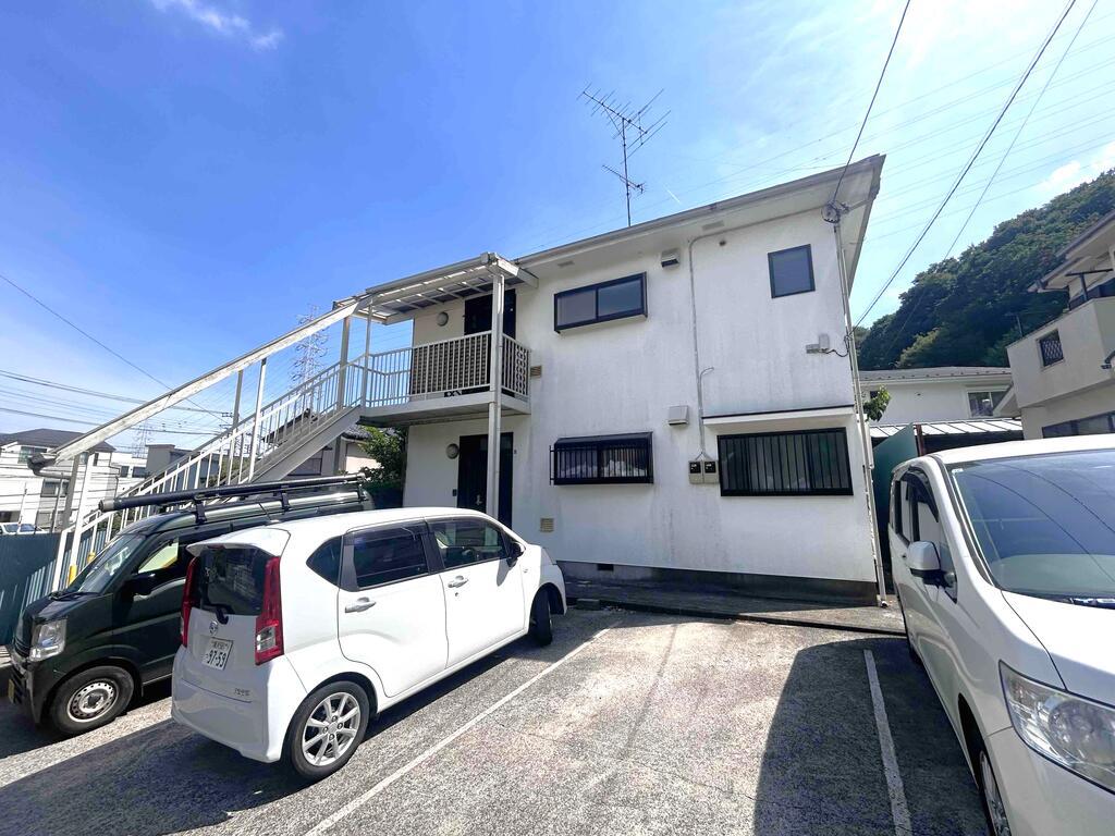 メゾン八城