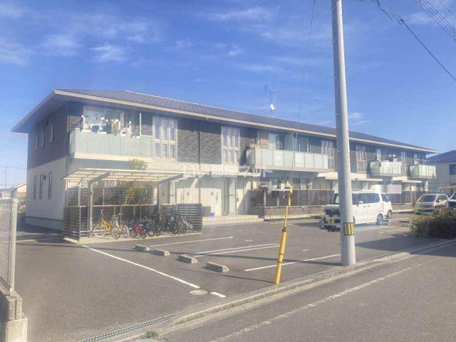 シャーメゾンエミネンス A棟