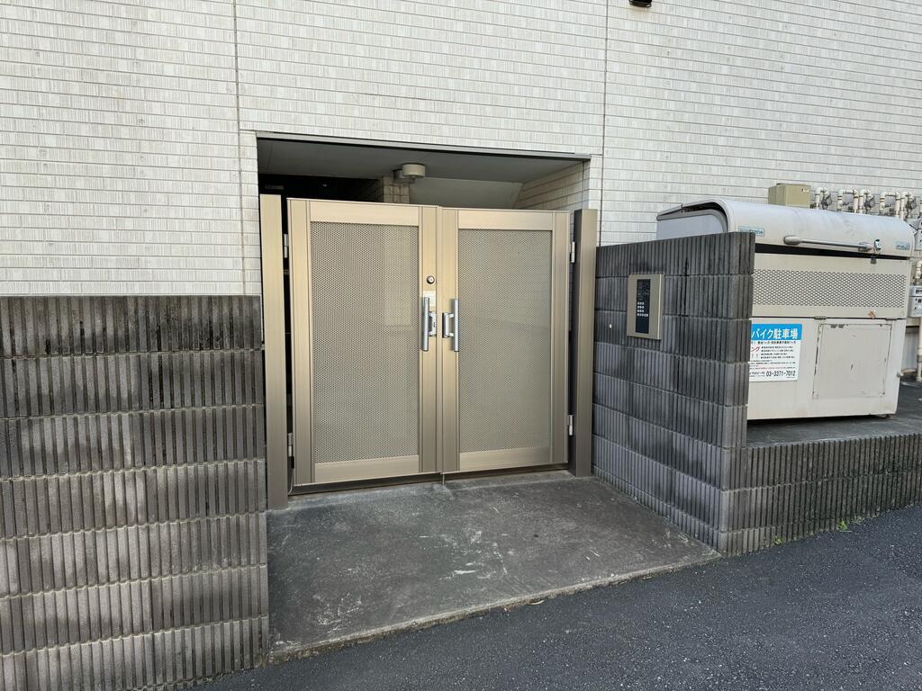 アンビション鶴見
