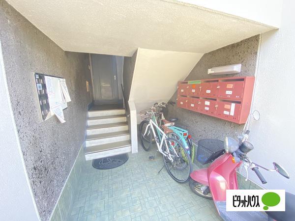 戸根マンション