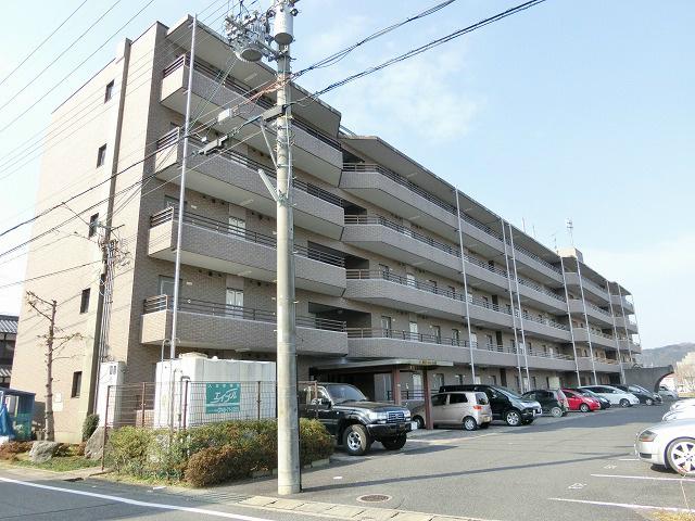 コテージ千秀石部(1K/4階)の外観写真