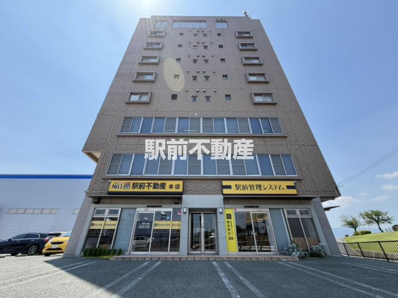 駅前本社ビル