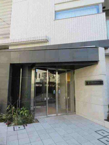 シュトラーレ 八日町