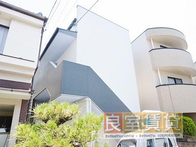レヴレジール