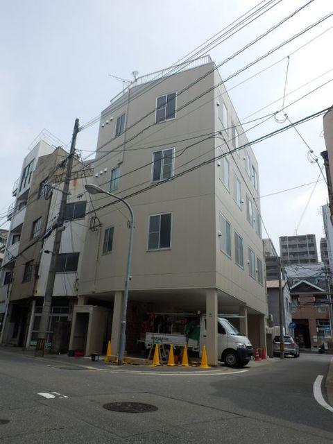 タワーズ駅南