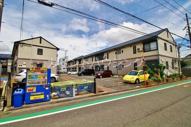 サンプレイス貝塚A棟B棟C棟
