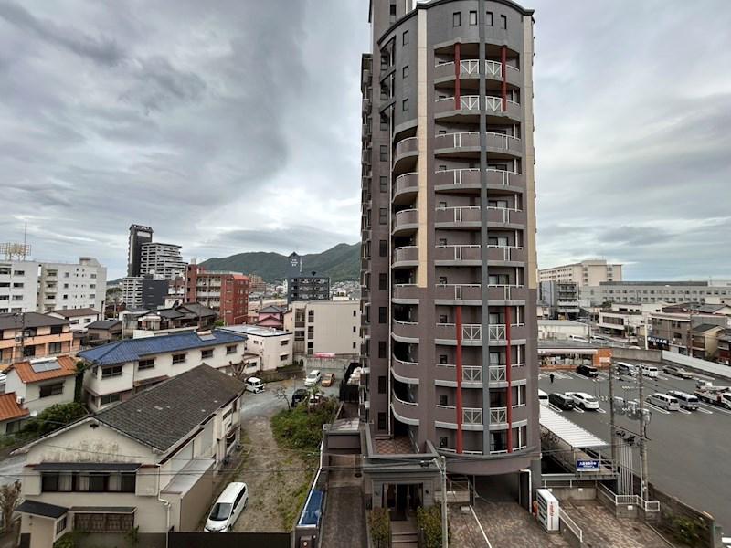 ニューサンリバー13番館
