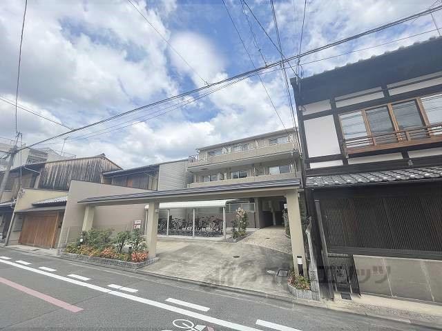 カーサ小紅屋