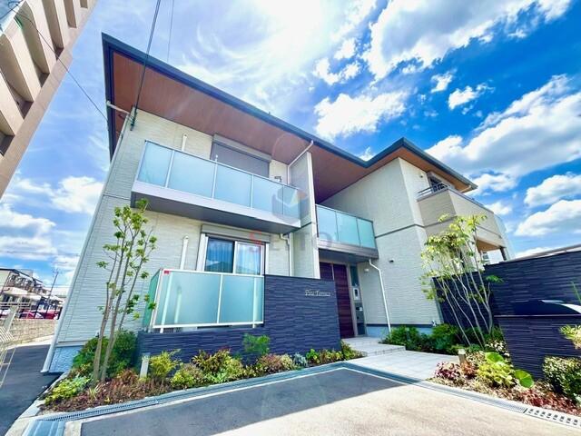 PINE TERRACE
