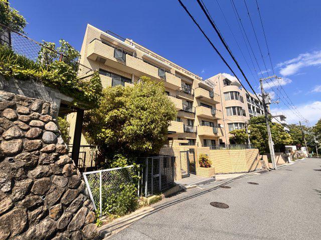 グランフォルム御影山手