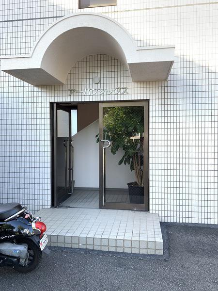 アーバンシックス