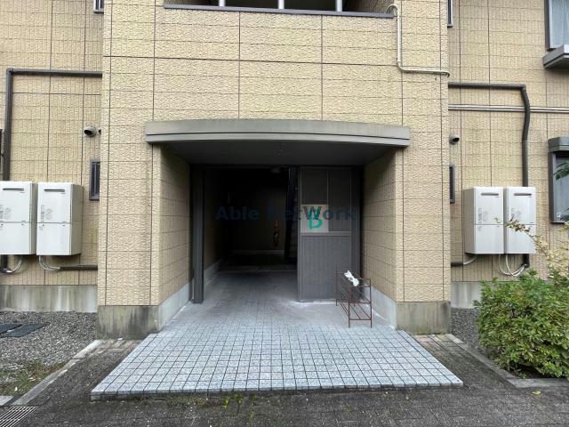 メゾン薫 B