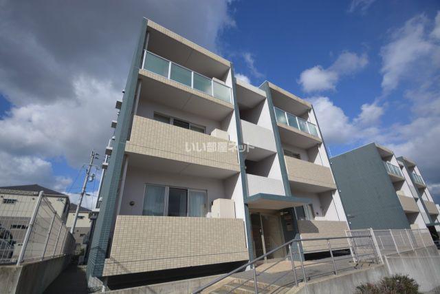 ルネス本城学研台II