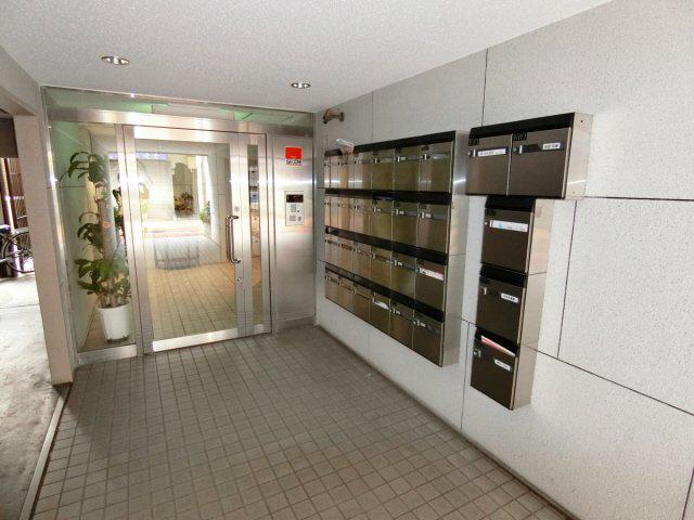 ウエストパレス