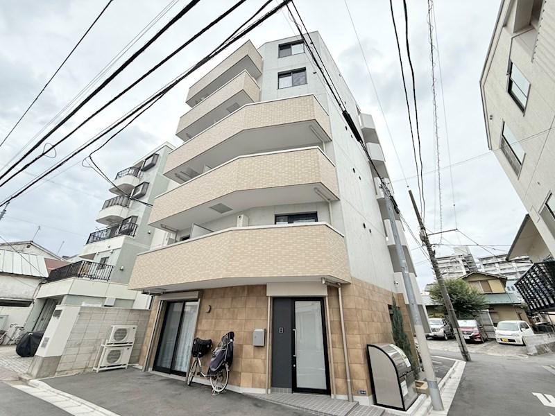 LIBERTE町屋