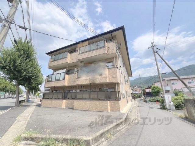 メゾンフェニックス