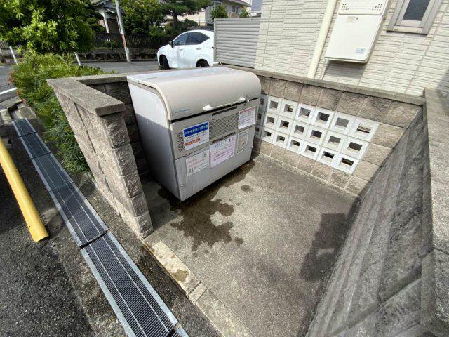 シャーメゾン シャローズ