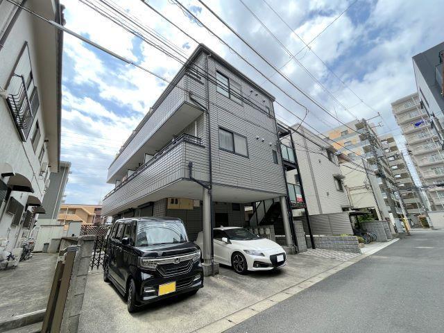 ファミリーエイト