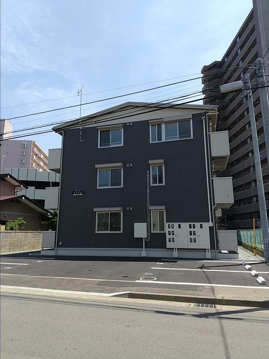 イリーニ