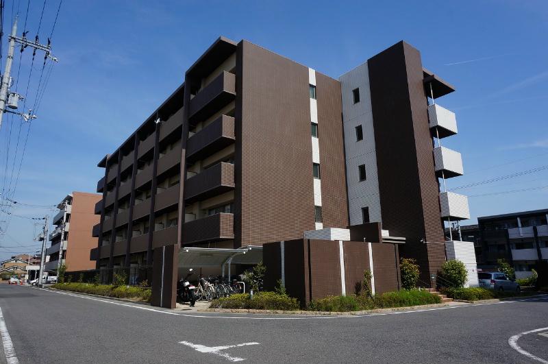 ＪＲ東海道本線 南草津駅 徒歩9分 5階建 築19年