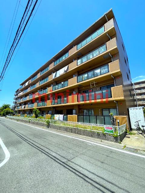 若園11番館
