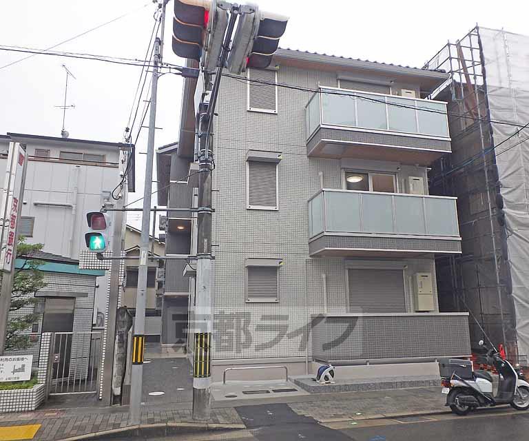 ノース CRILLON(1LDK/2階)
