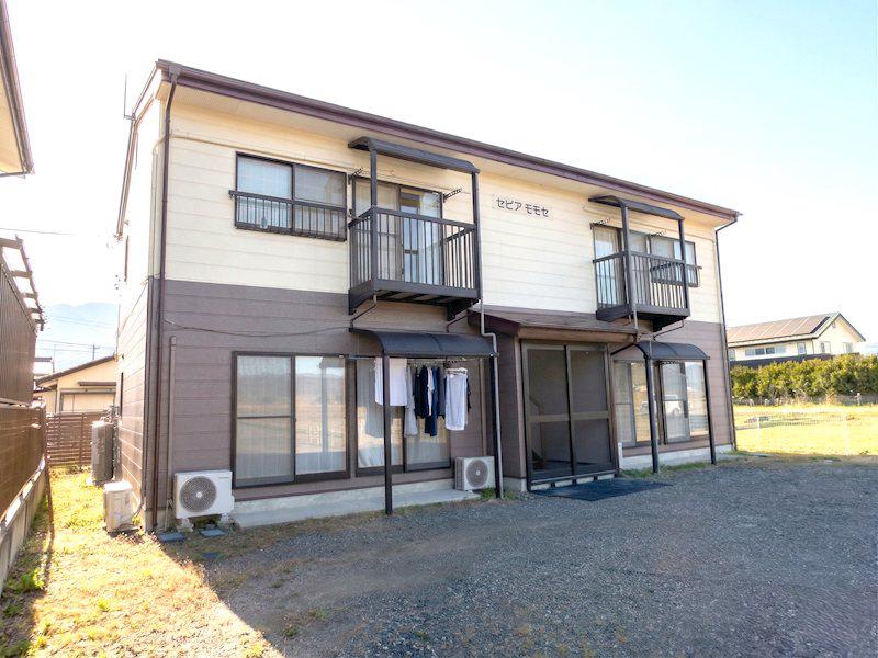 セピアモモセ