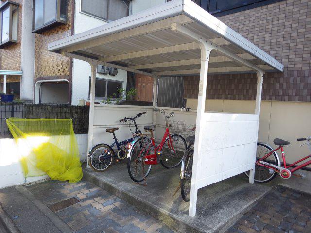 アンプルール フェール VERT