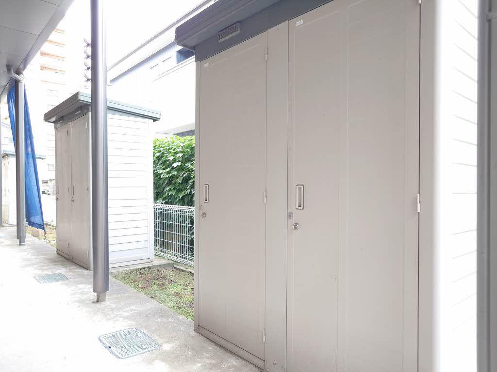 プレッセ山根B