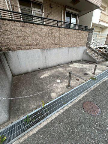 ラ・クエスタ岡本