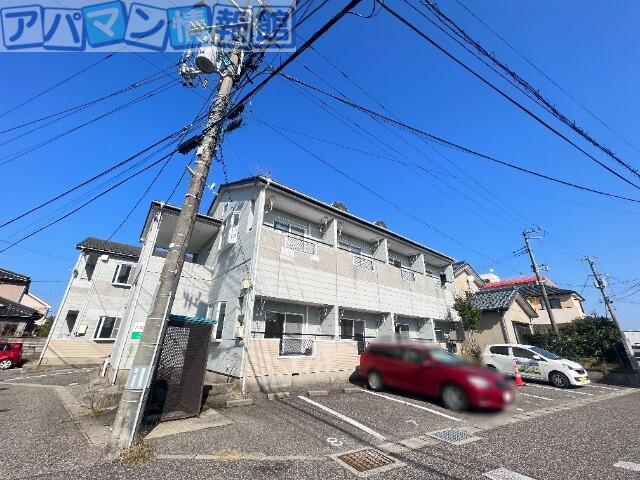 ロイヤルステーションビレッジB