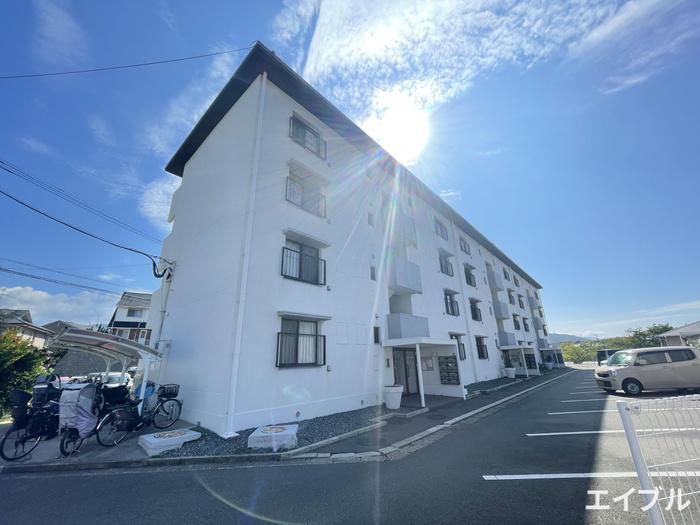 HIIKAWA APARTMENT