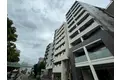 メゾンアイリス