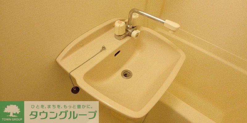 レオパレスラピスライト