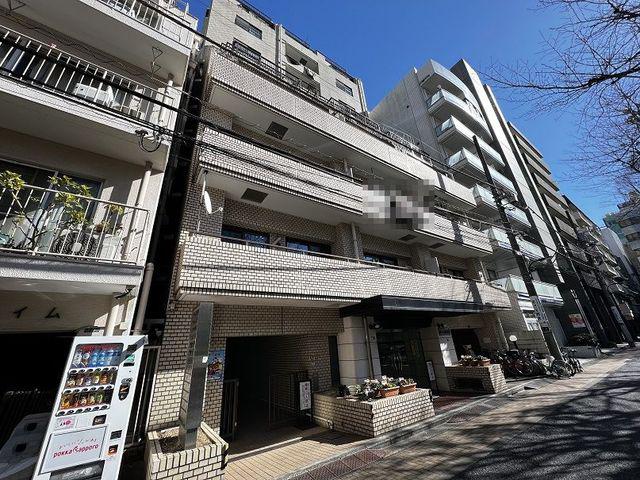 グローイン新宿御苑