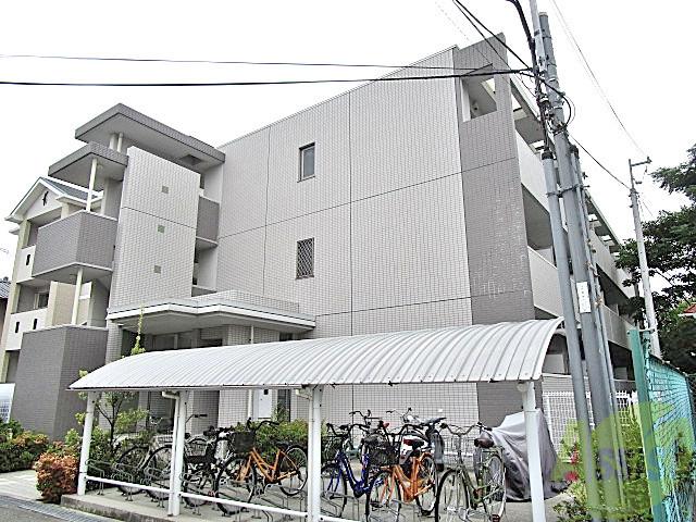 サンプレイス