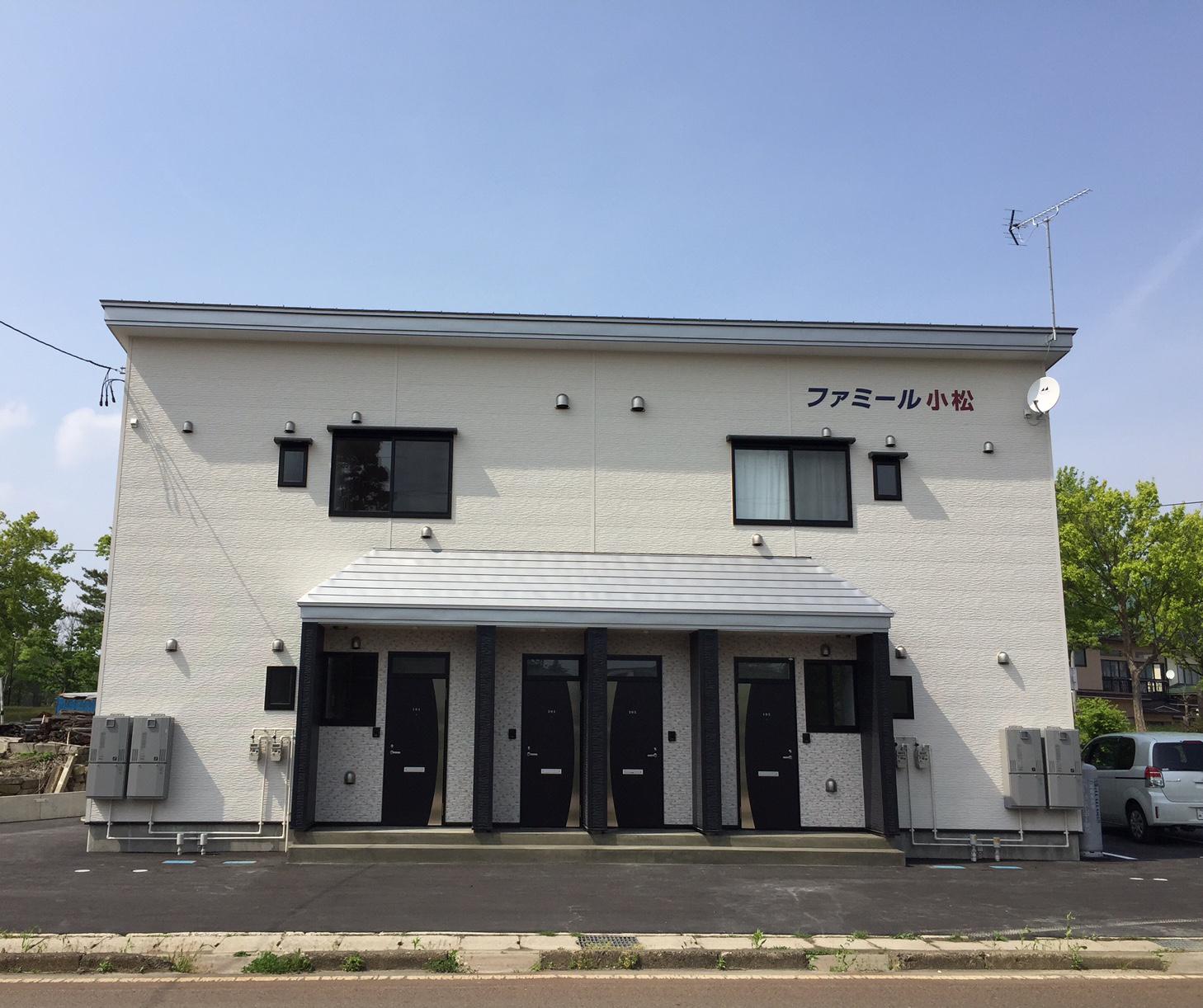 川西町小松アパート