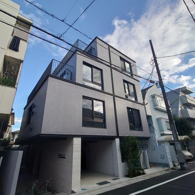 BLANCCOURT三軒茶屋(3LDK/1階)の間取り写真
