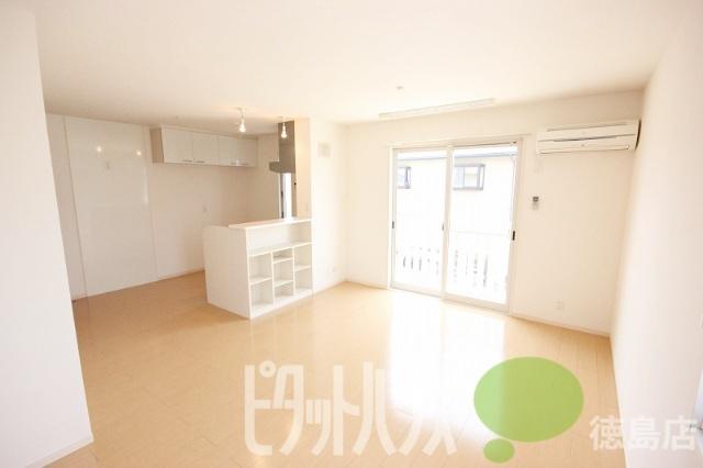 ウィルモア津田本町A