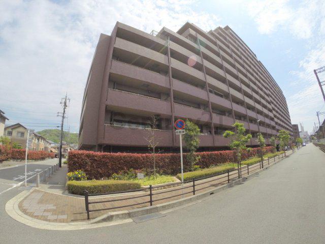 ジオ・パークスクエア池田